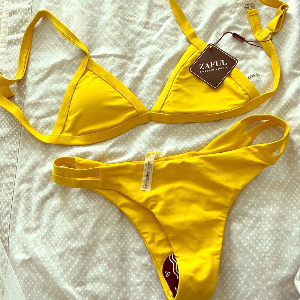 Yellow bikini - semi thong